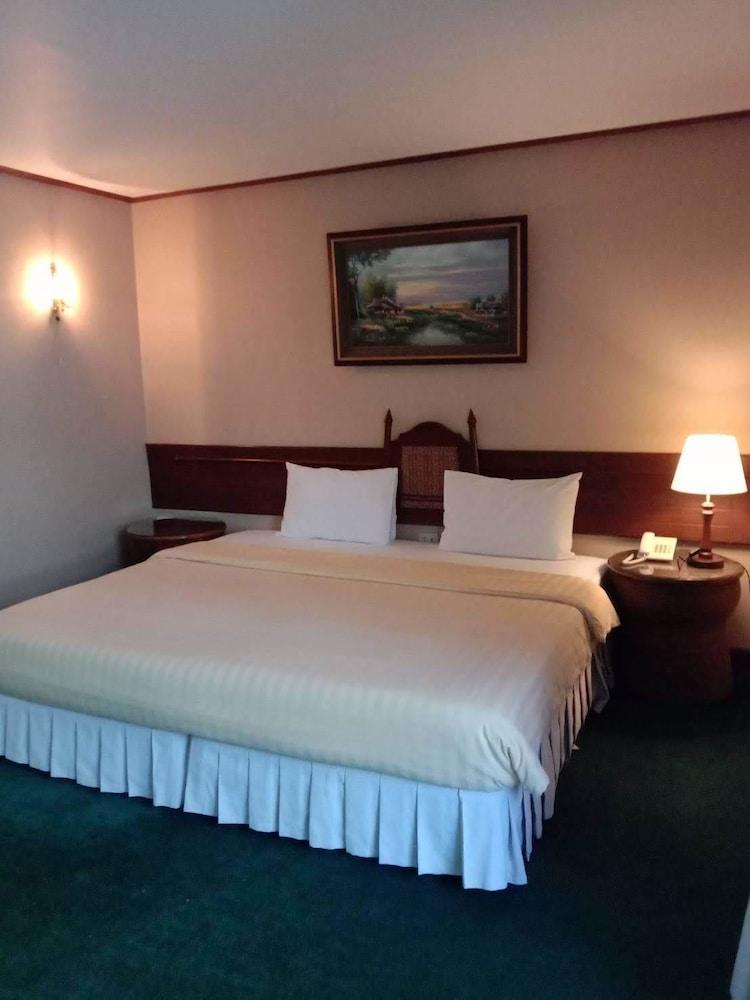 Baanbusarin Hotel Hua Hin Eksteriør billede