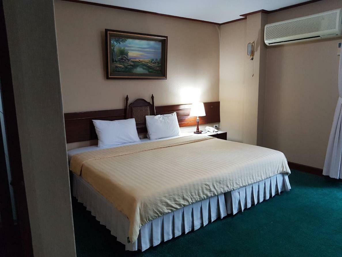 Baanbusarin Hotel Hua Hin Eksteriør billede